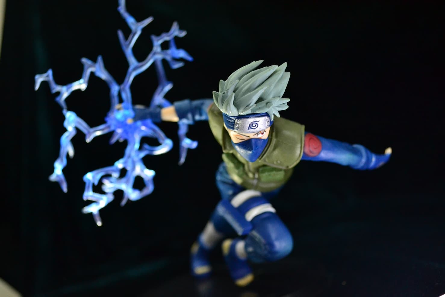 Kakashi collectible posed with blue lightning